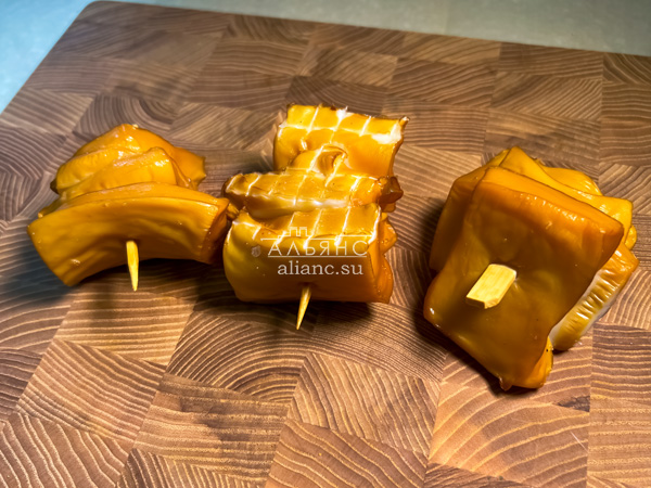 Шашлычок из кальмара х/к в Троицке