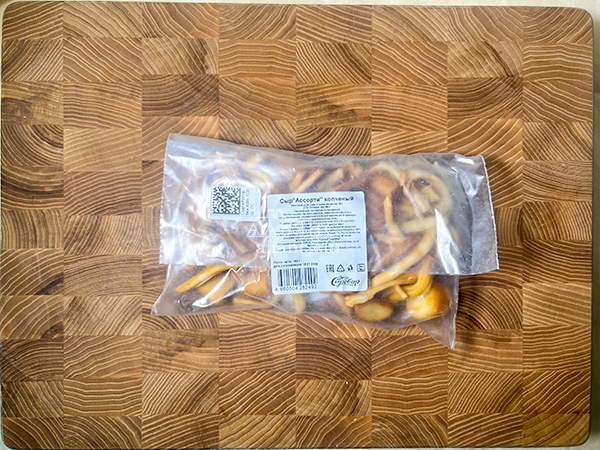 Сыр 150 гр ГОРНЫЙ СЫРОВАР (Ассорти копчёный) в Троицке