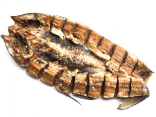 Белый амур холодного копчения: Сом (бабочка) холодного копчения